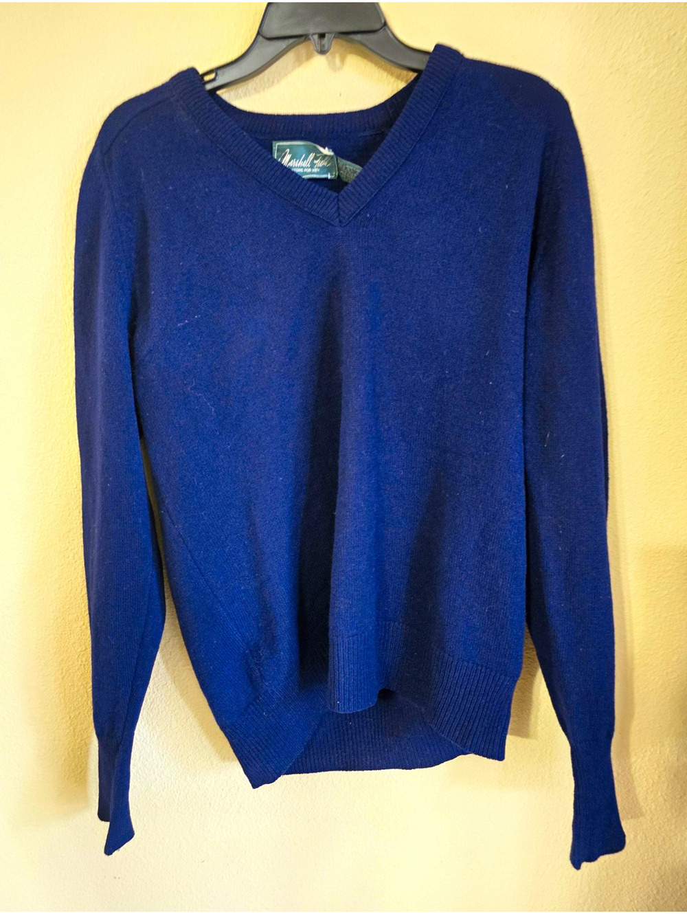 Vintage Marshall Field's Men Navy Blue 100% Lambswool V-Neck Sweater Sz MED